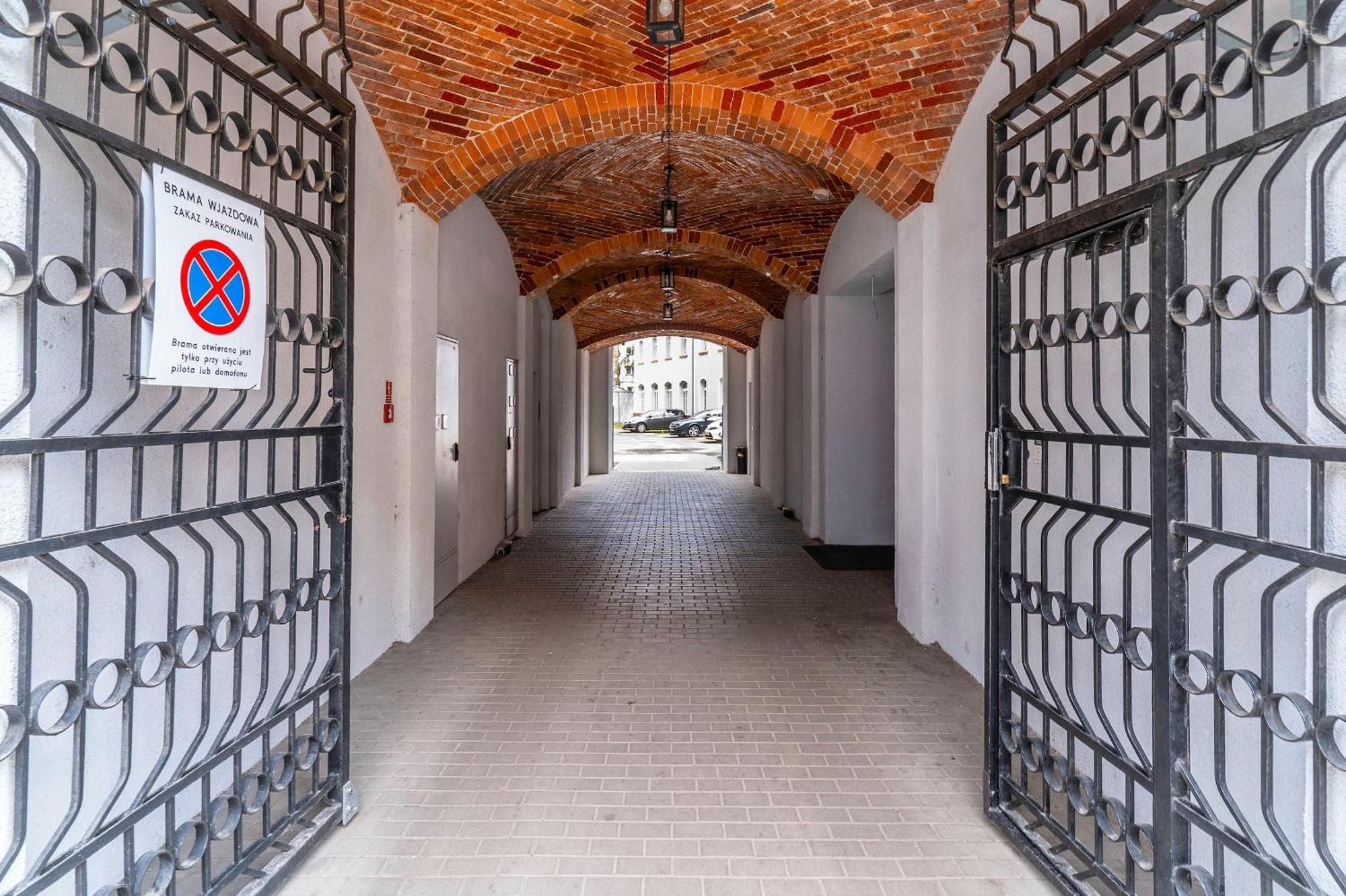 Loft City Center Apartments- Parking, Wifi, 24H Check-In Βρότσλαβ Εξωτερικό φωτογραφία